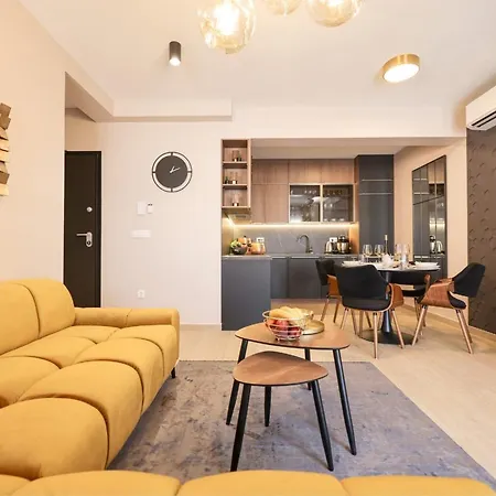 Lejlighed Belvedere Luxury Two Bedroom With Parking *